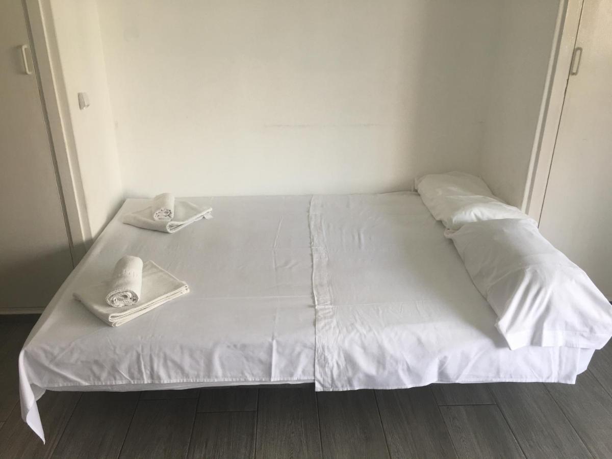 Bermudas-Turis Apartamentos Бенидорм Екстериор снимка