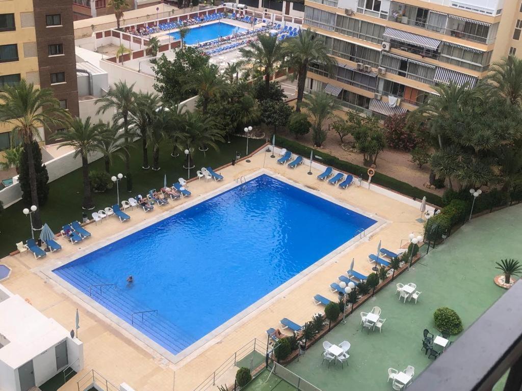 Bermudas-Turis Apartamentos Бенидорм Екстериор снимка