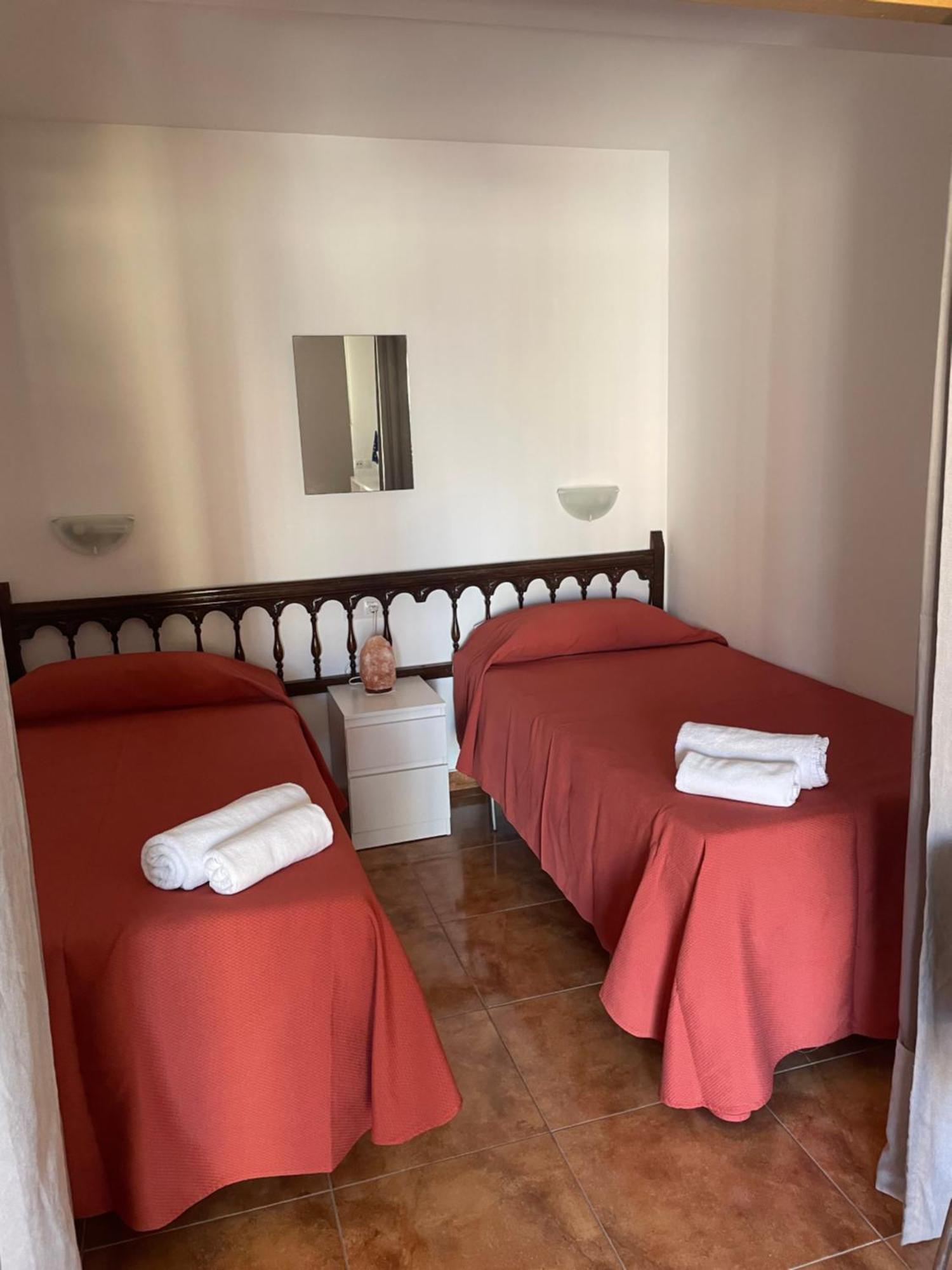 Bermudas-Turis Apartamentos Бенидорм Екстериор снимка