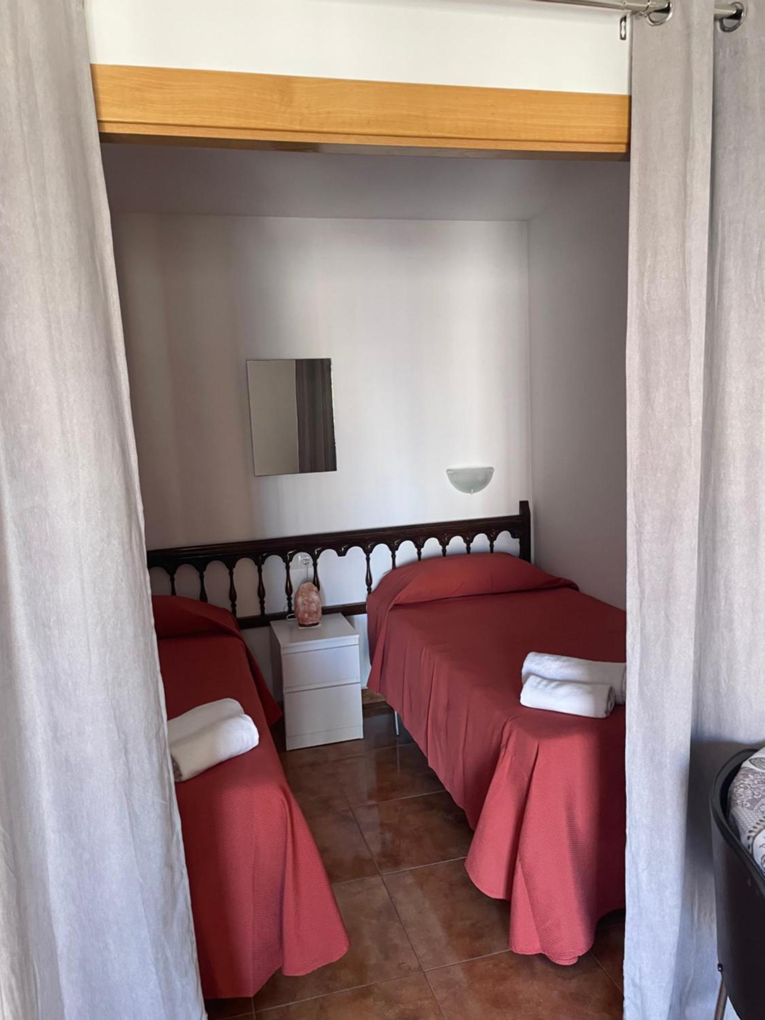 Bermudas-Turis Apartamentos Бенидорм Екстериор снимка