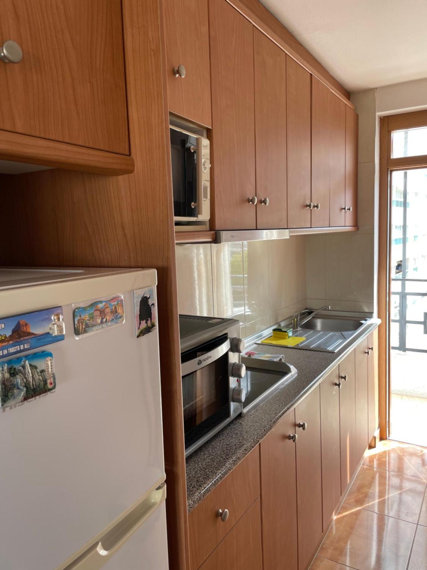 Bermudas-Turis Apartamentos Бенидорм Екстериор снимка