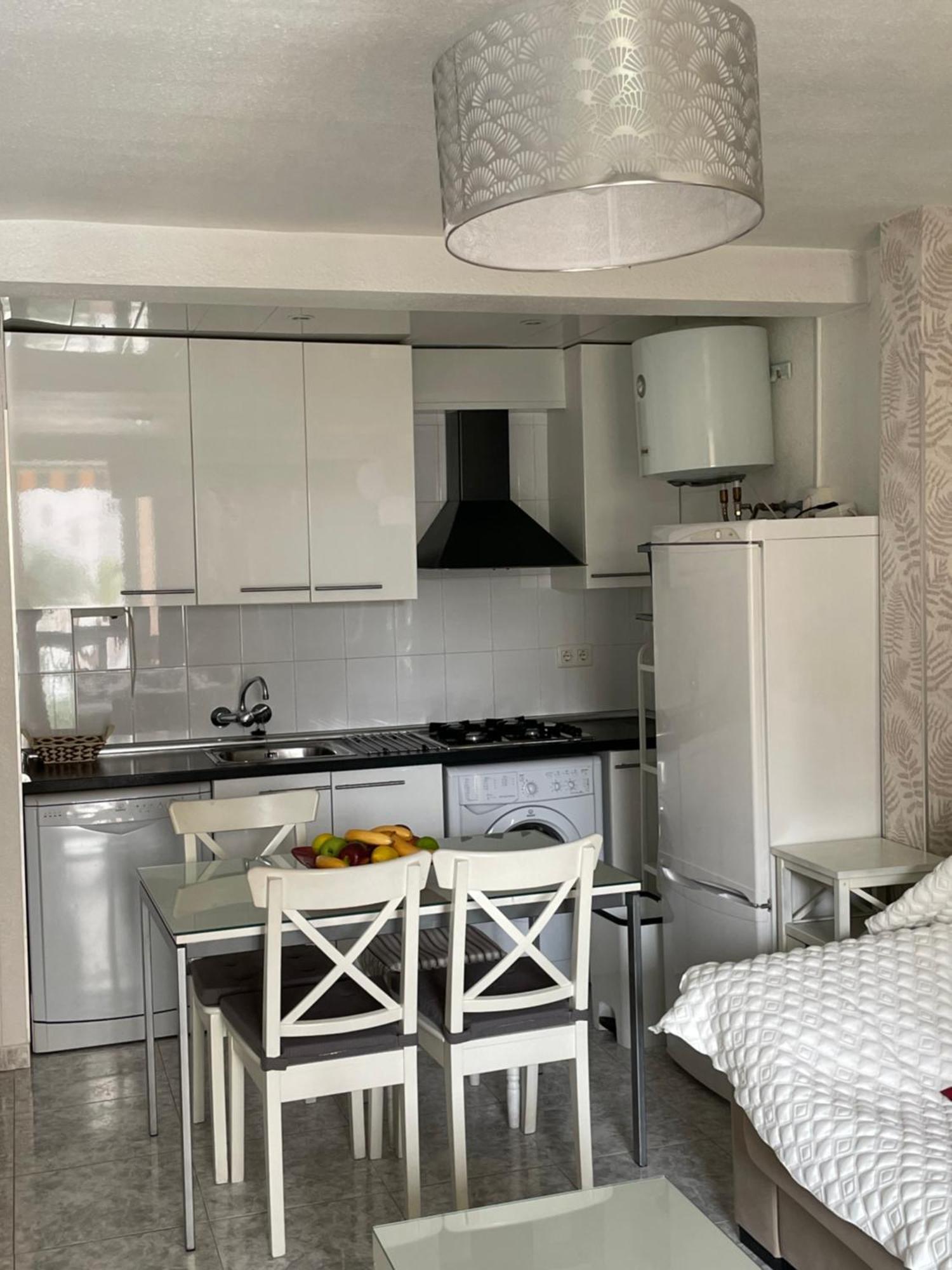 Bermudas-Turis Apartamentos Бенидорм Екстериор снимка