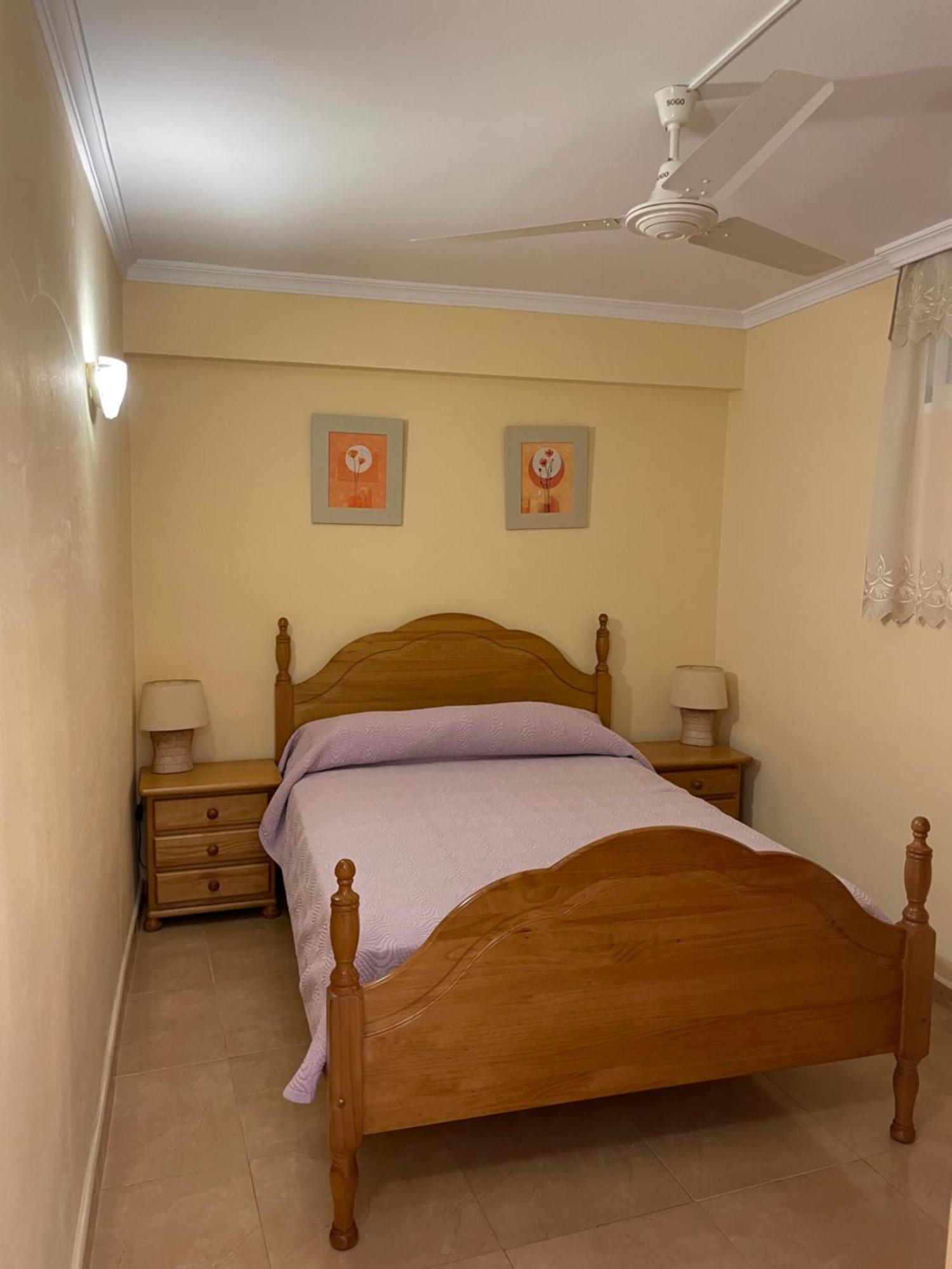 Bermudas-Turis Apartamentos Бенидорм Екстериор снимка